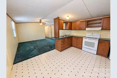 5954 Oakridge Road, Clover, SC 29710 - Photo 10