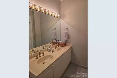 127 N Tryon Street #311, Charlotte, NC 28202 - Photo 10