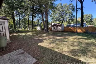 5915 Sunset Chase Ln, Charlotte, NC 28212 - Photo 2
