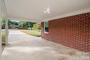 304 Sumter St, Kershaw, SC 29067 - Photo 4