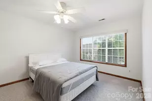 725 N Park Pl, Hendersonville, NC 28791 - Photo 34
