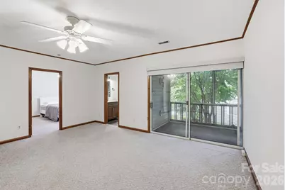 725 N Park Place, Hendersonville, NC 28791 - Photo 32