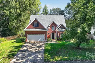 12530 Windward Oaks Dr, Huntersville, NC 28078 - Photo 2