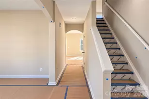8912 Sawyer Run Ct, Charlotte, NC 28215 - Photo 20