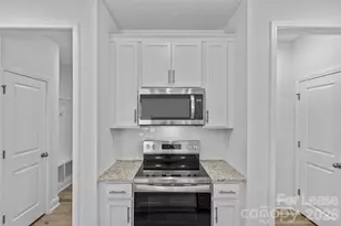 4008 Crooked Spruce Ct, Matthews, NC 28105 - Photo 16