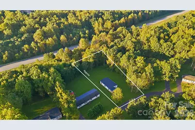 189 Village Point Drive, Statesville, NC 28625 - Photo 8