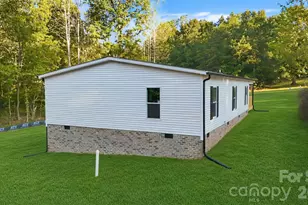 189 Village Point Dr, Statesville, NC 28625 - Photo 6