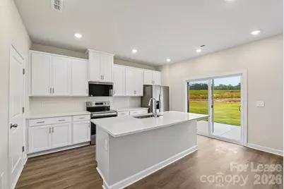 1547 31st Street NE, Conover, NC 28613 - Photo 8