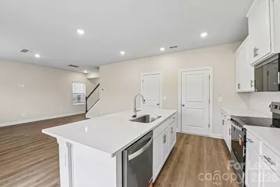 1547 31st Street NE, Conover, NC 28613 - Photo 10