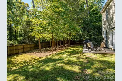 9833 Coatbridge Drive, Charlotte, NC 28269 - Photo 32