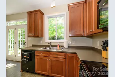 9833 Coatbridge Drive, Charlotte, NC 28269 - Photo 12