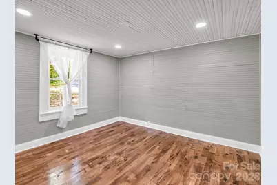 51 Shepherd Street, Tryon, NC 28782 - Photo 18