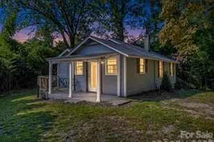 51 Shepherd St, Tryon, NC 28782 - Photo 2