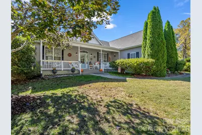 215 N Crab Meadow Drive, Hendersonville, NC 28739 - Photo 12
