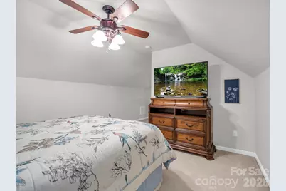 215 N Crab Meadow Drive, Hendersonville, NC 28739 - Photo 40