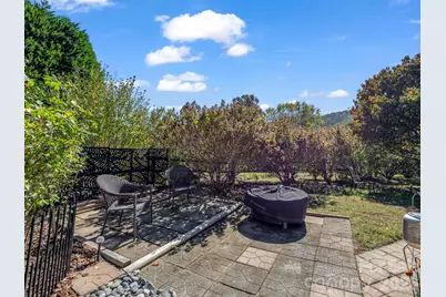 215 N Crab Meadow Drive, Hendersonville, NC 28739 - Photo 30