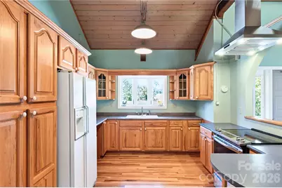 130 Center Avenue, Black Mountain, NC 28711 - Photo 10