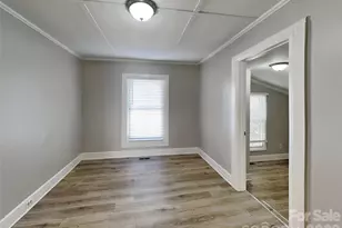 404 E Mills Ave, Mooresville, NC 28115 - Photo 10