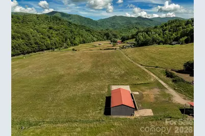 124 Shootout Lane, Burnsville, NC 28714 - Photo 2