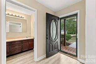 503 7th St, Spencer, NC 28159 - Photo 6