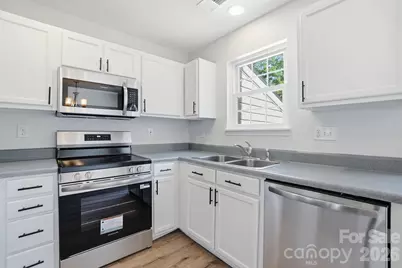 10584 English Setter Way, Charlotte, NC 28269 - Photo 8