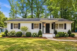 6308 Cove Creek Dr, Charlotte, NC 28215 - Photo 1