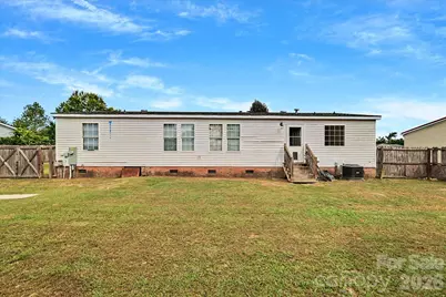 111 Magnolia Gardens Drive, Jacksonville, NC 28540 - Photo 32