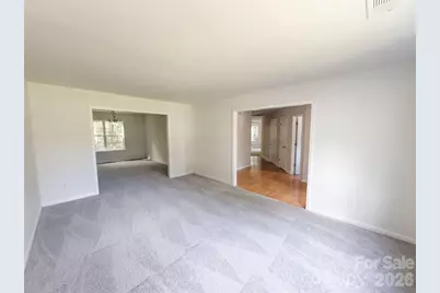 8902 Woodland Hills Road, Charlotte, NC 28269 - Photo 8