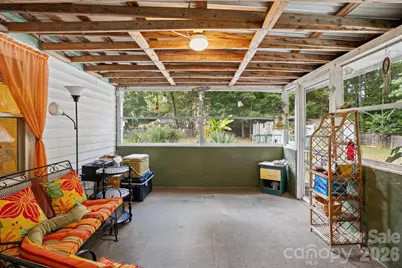 11210 Walking Horse Lane, Charlotte, NC 28215 - Photo 12
