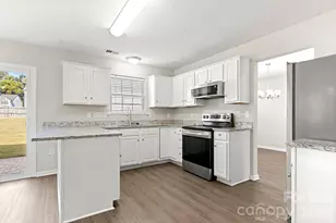 2303 Highland Park Dr, Charlotte, NC 28269 - Photo 14