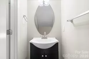 2303 Highland Park Dr, Charlotte, NC 28269 - Photo 6