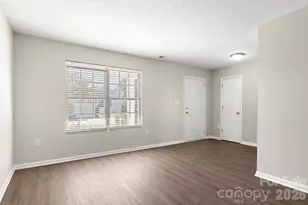 2303 Highland Park Dr, Charlotte, NC 28269 - Photo 4
