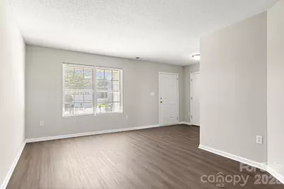 2303 Highland Park Drive, Charlotte, NC 28269 - Photo 10