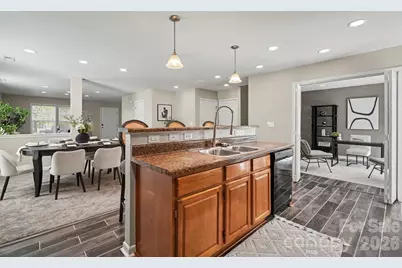 15705 Lakepoint Forest Drive #41, Charlotte, NC 28278 - Photo 10