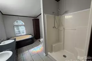 449 Randall Rd, Marion, NC 28752 - Photo 16