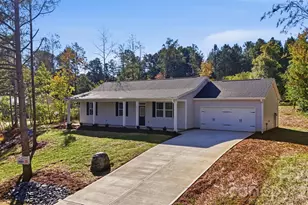 2935 Heavners Farm Ct, Lincolnton, NC 28092 - Photo 1
