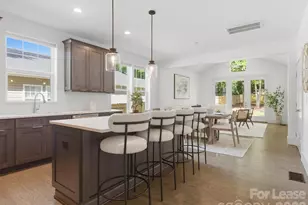 129 S Gardner Ave, Charlotte, NC 28208 - Photo 6