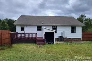 4764 Burnam Ln, Maiden, NC 28650 - Photo 8