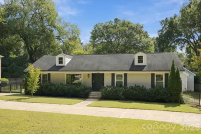 1901 Runnymede Lane, Charlotte, NC 28211 - Photo 1