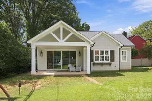 1901 Runnymede Ln, Charlotte, NC 28211 - Photo 18