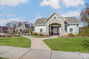 3805 Cheyney Park Dr, Charlotte, NC 28269 - Photo 26
