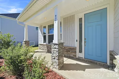 977 NW Bellegray Lane, Concord, NC 28027 - Photo 2