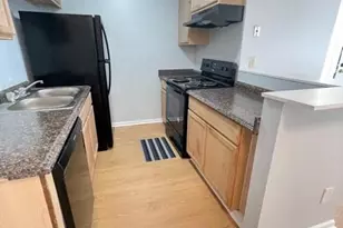 8623 Crows Nest Ln, Charlotte, NC 28226 - Photo 6