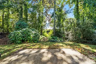 2636 Cochrane Dr, Charlotte, NC 28269 - Photo 22