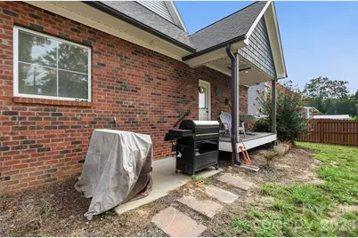 304 E Florida Avenue, Bessemer City, NC 28016 - Photo 32