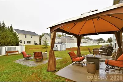8634 Heartleaf Road, Charlotte, NC 28227 - Photo 2