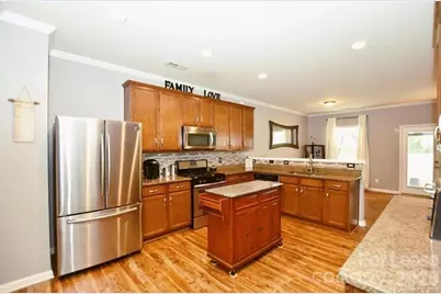 8634 Heartleaf Road, Charlotte, NC 28227 - Photo 18