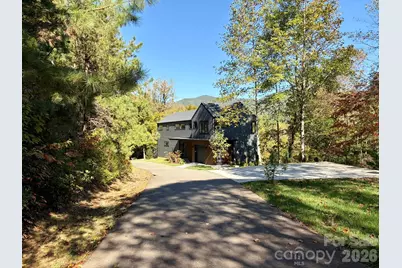 70 Knobby Lane, Franklin, NC 28734 - Photo 2