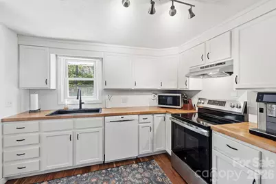 5 Mos Way, Candler, NC 28715 - Photo 4