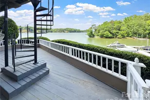 9808 Emerald Point Dr, Charlotte, NC 28278 - Photo 2
